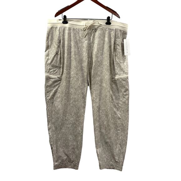 Athleta Plus Size 24 Pants Venture Viper Grey Printed Jogger Pockets Breathable - Picture 2 of 14